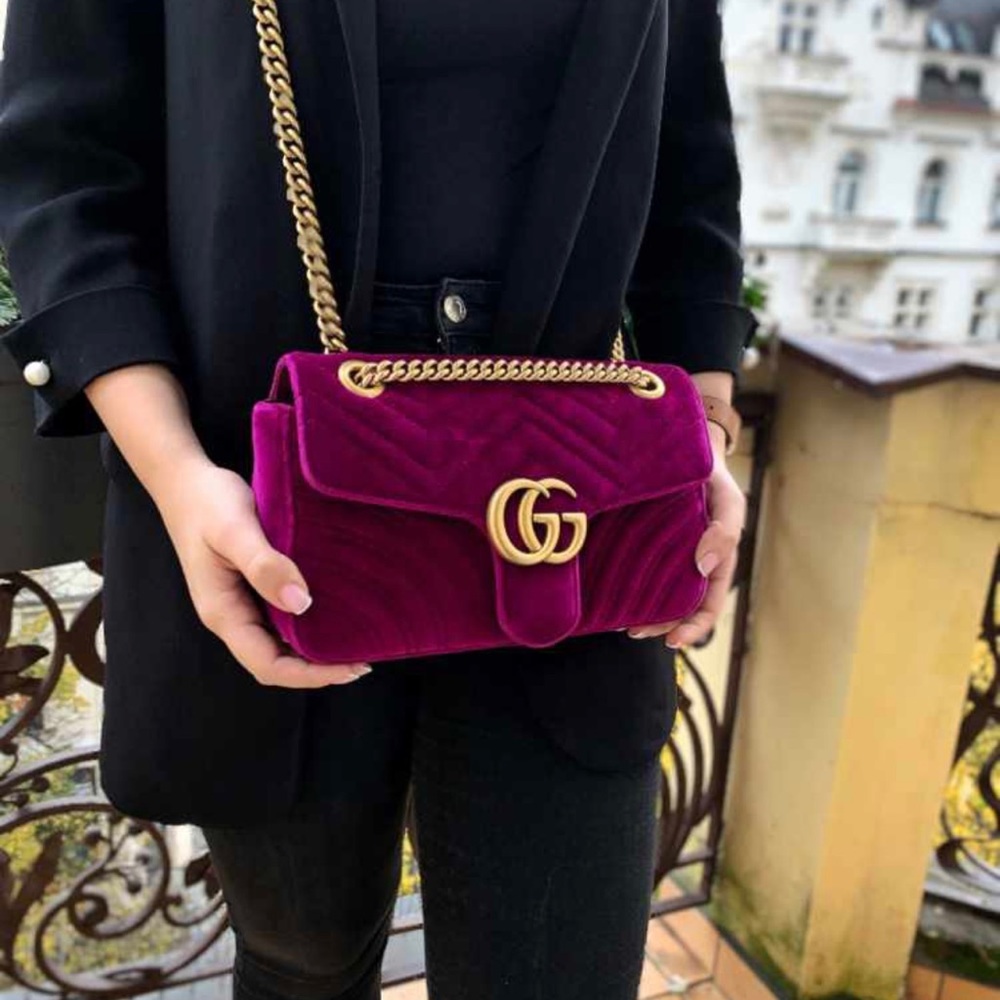 Meet your Posher, Latana